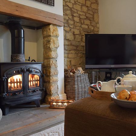 Spring Cottage Bourton-on-the-Water Exterior photo