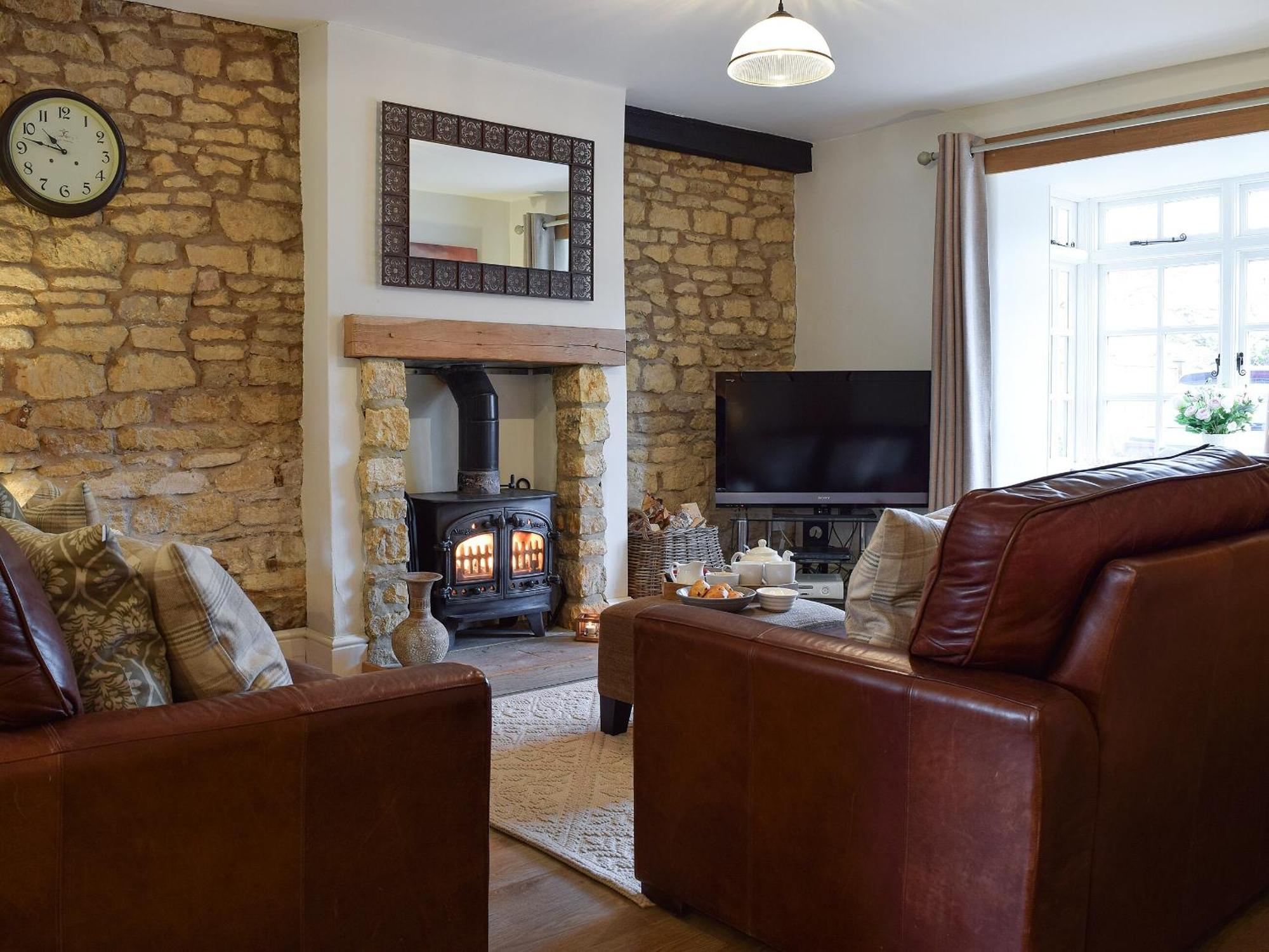 Spring Cottage Bourton-on-the-Water Exterior photo